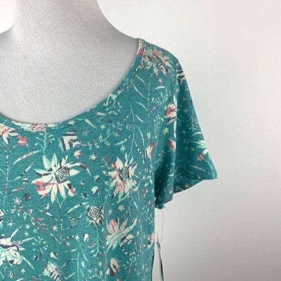 Lularoe Classic T top sz M 10-12 geometric floral - Picture 2 of 9